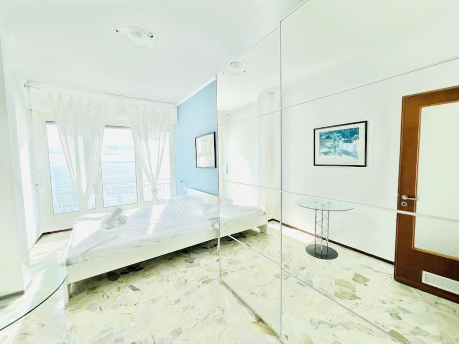 Suite Sunset 18 - Fronte Mare Sanremo Exterior foto